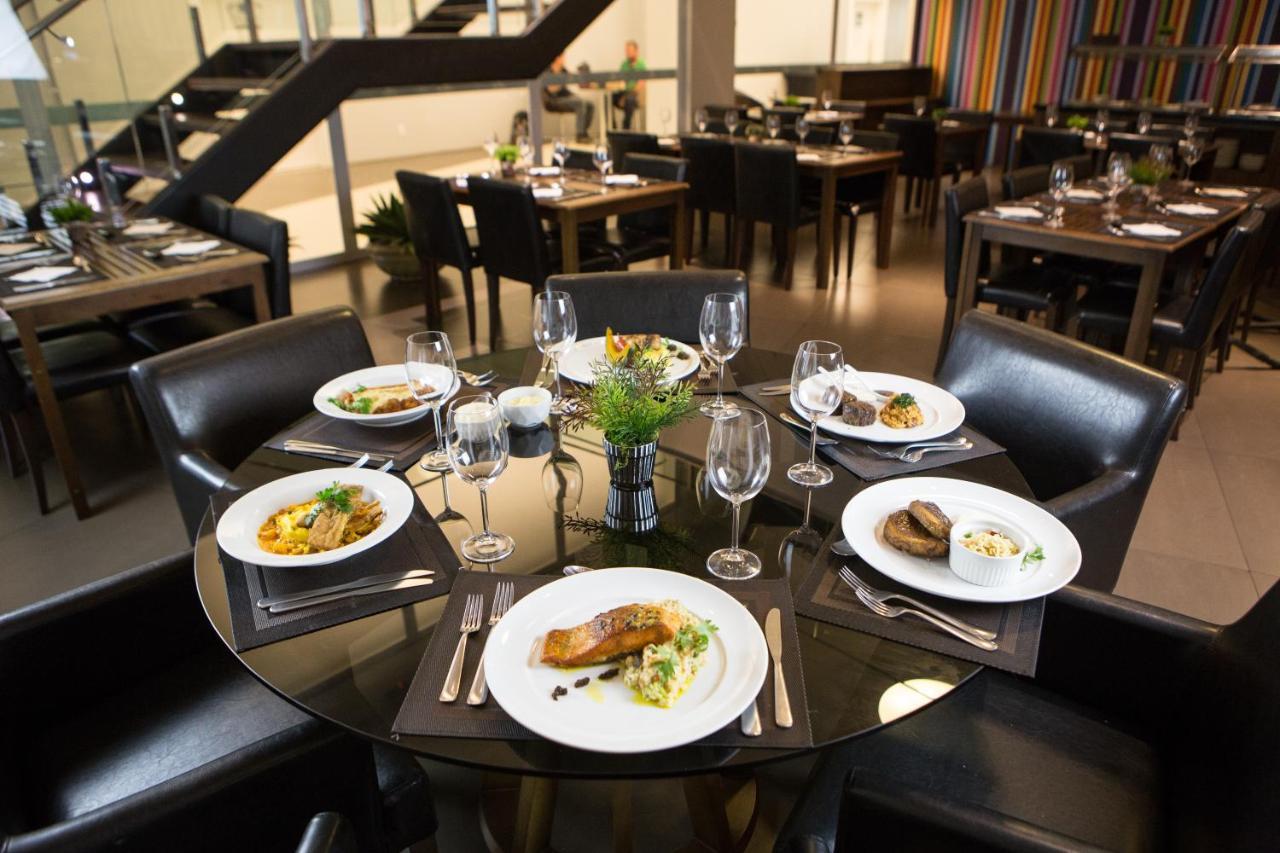 קויאבה Delmond Hotel מראה חיצוני תמונה